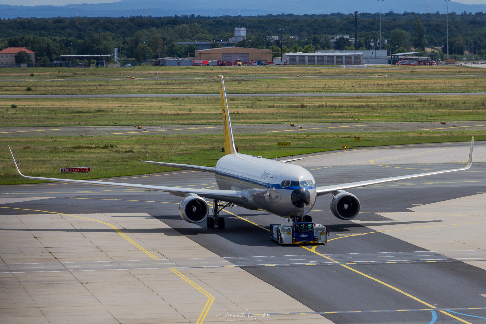 Condor / Boeing 737-31B(ER) / D-ABUM / FRA / EDDF